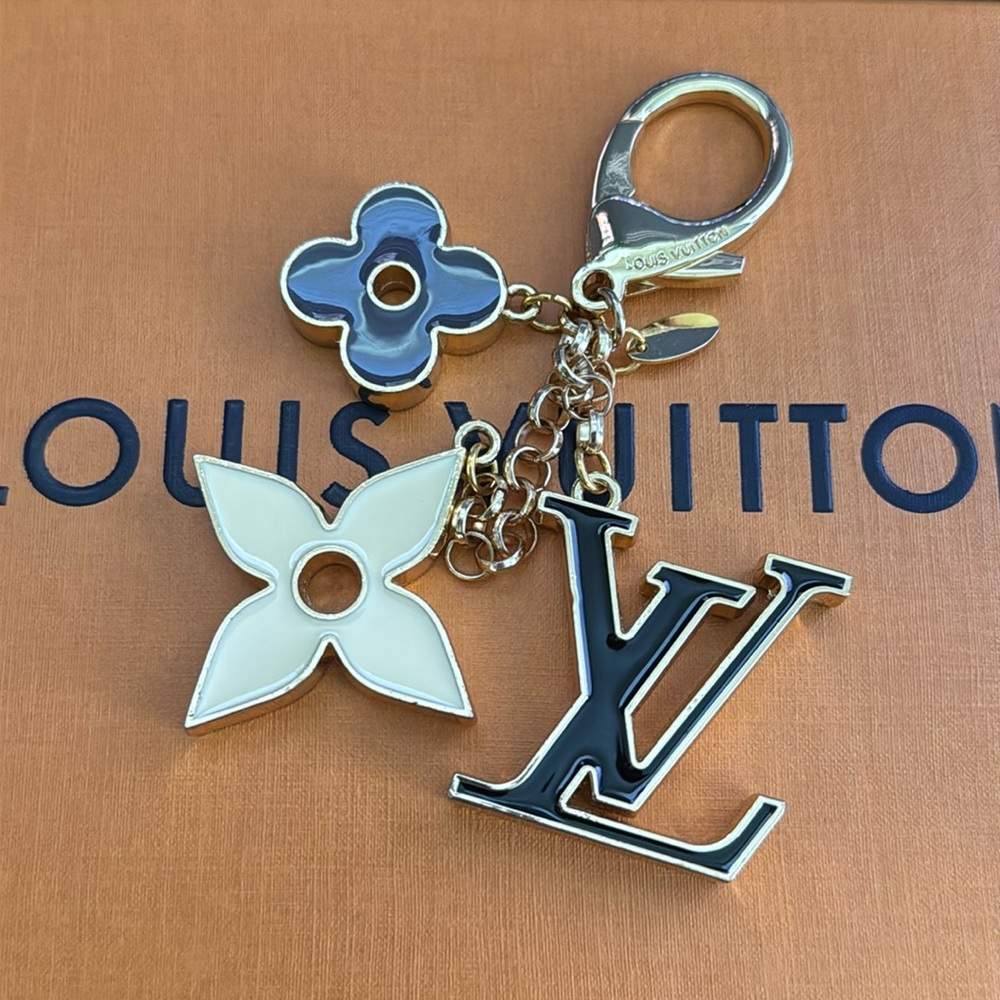 Louis Vuitton Bag Charm Key Ring AUTHENTIC
